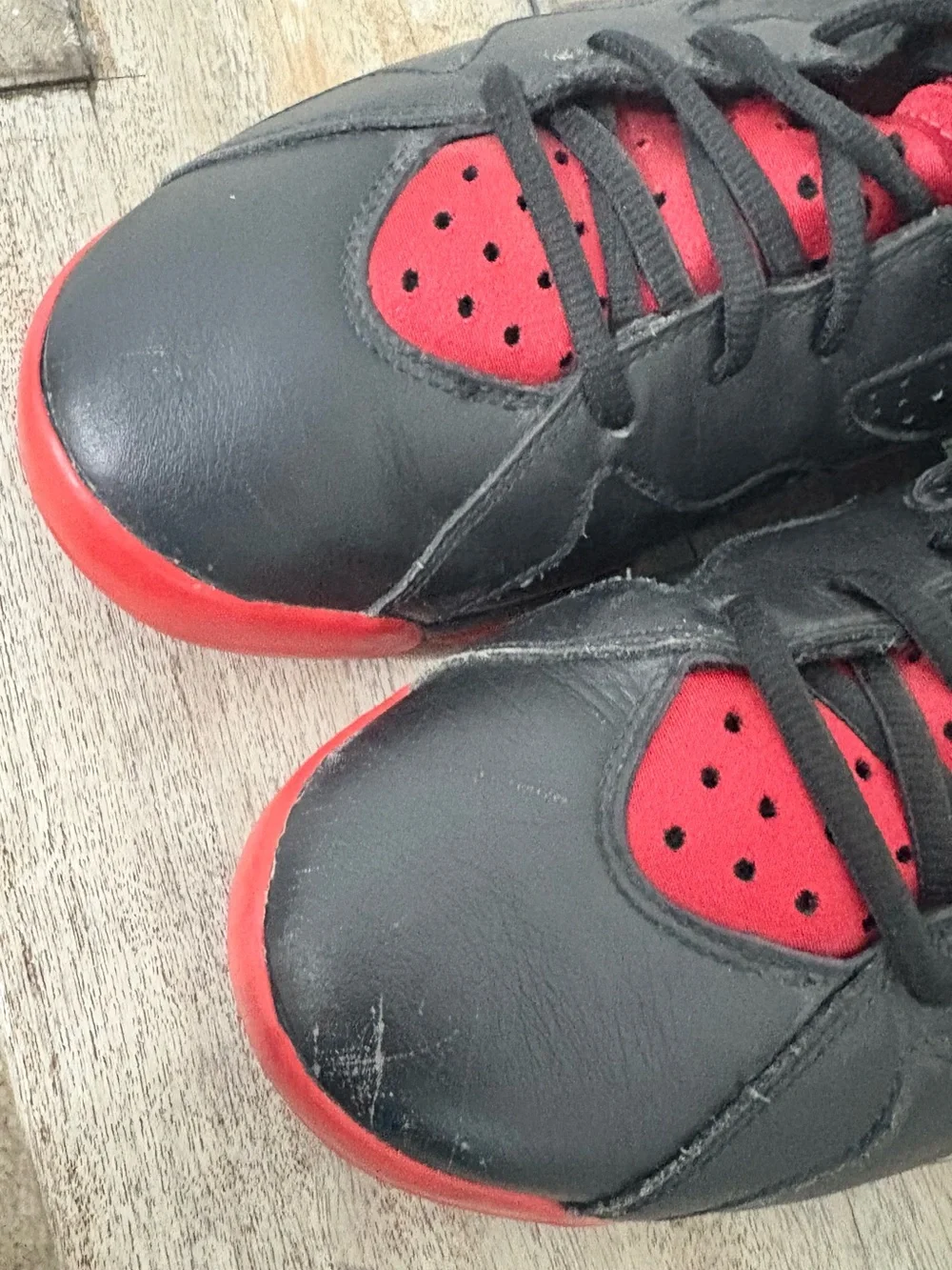 Air Jordan 7 Retro Marvin The Martian Sneakers